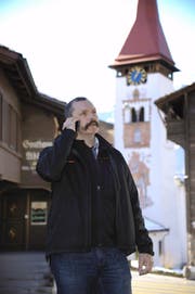 Das Handy von Kirchenratsvizepräsident Peter Vorwerk klingelt zurzeit im Minutentakt. (Bild Urs Hanhart)
