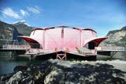 Für das Gästival 2015 gebaut: Nun soll die Seerose rückgebaut werden. (Bild: Urs Hanhart (Flüelen, 24. Oktober 2017))