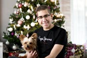 Fabio Paco (17) wurde Ende Sommer aus dem Spital entlassen und genoss die Weihnachtstage zu Hause. (Bild: Corinne Glanzmann / Neue LZ)