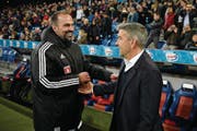 Markus Babbel (links) fordert mehr Respekt gegenüber Basel-Trainer Urs Fischer (rechts). (Bild: Daniela Frutiger/Freshfocus (Basel, 15. Oktober 2017))