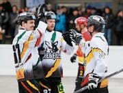 Die Oberwiler Yves Stucki, Raphael Melliger und Patrick Döbeli (von links) freuen sich zu Recht. (Bild: Stefan Kaiser (25. Februar 2018))