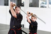 Martin Siegenthaler und sein Sohn Marc letzten Samstag beim Training in Meggen. (Bild Nadia Schärli)
