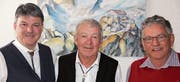 Sie stehen der Burgerbruderschaft Hospental vor: (von links) Kassier Beat Schmid (Kassier), Präsident Felix Renner (Präsident) und Mutationsführer Urs Baumann. (Bild: Paul Gwerder (Hospental, 18. Februar 2018))