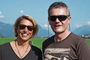 Sofie Benz aus Zürich mit Jörg Spichtig. (Bild: Robert Hess/NZ, Buochs, 23. September)
