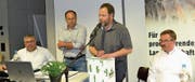 Die Landi-Geschäftsleitung mit Hans Dormann, Präsident Niklaus Küchler, Daniel Betschart und Albert Amschwand (von links). (Bild: Paul Küchler (Alpnach, 12. April 2017))