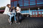 Die Zahl der Mädchen im Untergymnasium hat nun auch in Zug deutlich zugenommen. (Bild: Stefan Kaiser (Zug, 5. Oktober 2017))