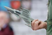 Wohin sollen die Gripen-Gelder fliessen? (Bild: Keystone)