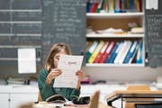 Nid- und Obwaldner Oberstufenschüler dürfen ihr Französisch in der Romandie aufbessern. (Bild: Keystone/Gaetan Bally)