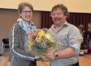 Emmy Gerig, Vertreterin im Erziehungsrat, und Präsident Sepp Wipfli. (Bild: Urs Hanhart (Altdorf, 14. März 2018))