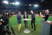 Das SRF-Kommentatorenteam bei einem Champions-League-Spiel des FC Basel. (Bild: Daniela Frutiger/Freshfocus (Basel, 13. September 2016))