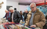 Musikfans können bei der Schallplattenbörse wieder nach Lust und Laune stöbern. (Bild: Markus Zwyssig (Altdorf, 14. Januar 2017))