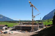 Das neue Gebäude der Kernser Edelpilz GmbH im Rossfang. (Bild Philipp Unterschütz)
