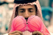 Betörende Frauenwelt: Hisham Fagee als Barakah. (Bild: Trigon-Film/PD)