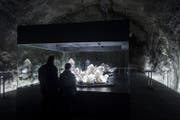 Ins Licht gesetzt: die Kristalle vom Planggenstock. (Bild: Photopress / Samuel Golay)