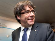 Nun ist es offiziell: Gegen den Ex-Regierungschef Kataloniens, Carles Puigdemont, ist ein europäischer Haftbefehl ausgestellt worden. (Archiv) (Bild: KEYSTONE/AP/OLIVIER MATTHYS)
