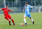 Will mit Zug 94 aufsteigen: Daniel Gygax (am Ball). (Bild Werner Schelbert)