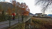 Schon länger sanierungsbedürftig: der Geissfusssteg über die Grosse Schliere in Schoried. (Bild: Markus von Rotz (Alpnach, 23. November 2017))