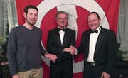 Von links: Säckelmeister Erich Epp, Lehnammann Jost Ziegler sowie dessen Vorgänger Martin Herger (Bild: Pirmin Stadler (Altdorf, 22. März 2018))