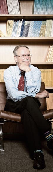 Der Basler Bruno S. Frey gilt als einer der Pioniere der Ökonomischen Theorie der Politik und der ökonomischen Glücksforschung. (Bild: Christian Schnur/Keystone)