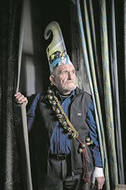 Hat auch mit 84 noch Freude am Geiggeln: José de Nève. (Bild: Corinne Glanzmann (Oberdorf, 28. November 2017))