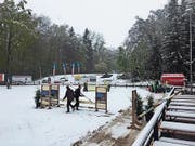 Am Freitag hatten die Organisatoren mit 15 Zentimeter Neuschnee zu kämpfen. (Bild: PD)
