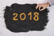 Die Italiener essen in der Silvesternacht Linsen – das soll im neuen Jahr einen Geldsegen bringen. Die kleinen schwarzen Beluga-Linsen (Bild) sind besonders delikat. (Bild: Urs Bucher)