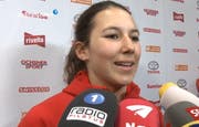 Wendy Holdener gab gleich wieder Interviews. (Bild: Tele1)