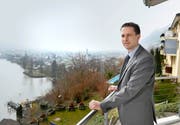 Den Kanton im Blick: SVP-Kandidat Martin Zimmermann daheim in Ennetbürgen. (Bild Corinne Glanzmann)