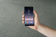 Das neue Samsung Galaxy Note 8 liegt gut in der Hand.