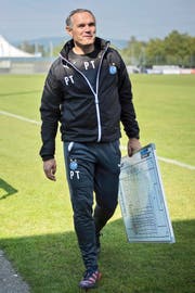 Guter Tabellenplatz, gute Stimmung im Team: Pierluigi Tami ging gestern bester Laune vom Trainingsplatz in Niederhasli. (Bild: freshfocus/Claudia Minder)