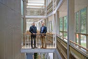Thomas Feuz (links) und Franz Rutzer im «Boathouse». Bild: Corinne Glanzmann (Stansstad, 12. Oktober 2016)