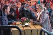Nik Hartmann im Gespräch mit Evelyne Binsack (Bild: André A. Niederberger (Stans, 25. November 2017))