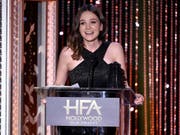 Ein Sieg zum Auftakt: Carey Mulligan eröffnet mit der Auszeichnung als beste Schauspielerin an den Hollywood Film Awards den US-Filmpreisreigen. (Bild: KEYSTONE/AP Invision/CHRIS PIZZELLO)