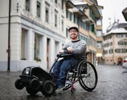 Der Chamer Jahn Graf sieht sich nicht als politisch, sonder als Aktivist. (Bild: Stefan Kaiser (Zug, 4. Dezember 2017))