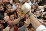 Oktoberfest Symbolbild (Bild: AP Photo)