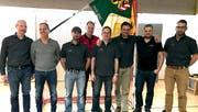 Die Arbeitsgruppe vom Hallenbau (von links): Bruno Betschart, René Häusler, Paul Looser und Stefan Marty mit dem Präsidenten Markus Leu und den neuen Ehrenmitgliedern Olaf Arnold, Roman Schneider und Dominik Planzer. (Bild: Radsport Altdorf)