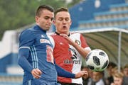 Yannick Schmid (links) im Duell mit Jens Toornstra von Feyenoord Rotterdam. (Bild: Martin Meienberger/Freshfocus (Marbella, 13. Januar 2018))