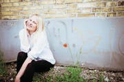Fleur Magali Volkart gibt sich bewusst ungeschminkt und authentisch. (Bild: Tobias Länzlinger/PD)