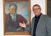 Der Medizinhistoriker Andreas Anderhalden vor dem Porträt von Peter Anton Ming im Sarner Rathaus. (Bild: Romano Cuonz (Sarnen, 6. April 2017))