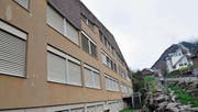 Das Oberstufenschulhaus Schiesshausmatt in Bürglen muss dringend saniert werden. (Bild: Archiv UZ (Bürglen, 13. April 2016))