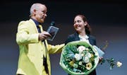 Strahlende Siegerin: Patricia Merz ist die grosse Gewinnerin der 5. Zuger Sportnacht. (Bild: Stefan Kaiser (2. Februar 2018))