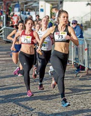 Géraldine Frey (vorn) nimmt das Heimrennen sehr ernst. (Bild: Hanspeter Roos (Zug, 24. März 2018))