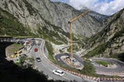 Sanierungsarbeiten an der Schöllenenstrasse im Kanton Uri. (Bild: Florian Arnold)