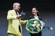 Strahlende Siegerin: Patricia Merz ist die grosse Gewinnerin der 5. Zuger Sportnacht. (Bild: Stefan Kaiser (Steinhausen, 2. Februar 2018))