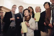 Sie sind an den Wahlen nur mehr Zaungäste: alt FDP-Präsident Boris Camenzind, alt Regierungsrätin Esther Gasser und CVP-Kantonsrätin Margrit Freivogel (vorne). (Bild: Corinne Glanzmann (Sarnen, 9. März 2014))