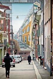 Steinenstrasse Luzern – auch am Festival eine Schnittstelle zwischen Kunst und Alltag. (Bild: Pius Amrein)