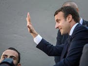 Dürfte für seine Reformpläne die Mehrheit im Parlament bekommen: der neue französische Präsident Emmanuel Macron am Vortag der ersten Runde der Parlamentswahlen in seiner Heimatgemeinde Le Touquet. (Bild: KEYSTONE/EPA/CHRISTOPHE PETIT TESSON)