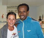 Die beiden Tagessieger Lucia Mayer aus Ennetbürgen und Tefera Mekonen aus Äthiopien. (Bild: Kurt Liembd (Stanserhorn, 2. Juli 2017))