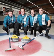 Das Team VLCC Luzern holt sich verdient die Trophy-Krone. Von links: Lucien Lottenbach, Marc Wagenseil, Anna Gut und Patrick Abächerli. (Bild: Roger Zbinden (Zug, 17. März 2018))
