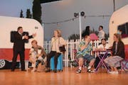 Theater Ennetbürgen spielt 2018 «Rabatz uf em Campingplatz». Im Bild: Ferien auf dem Campingplatz: des einen Freud, des anderen Leid. (Bild: Kurt Zumbühl/PD)